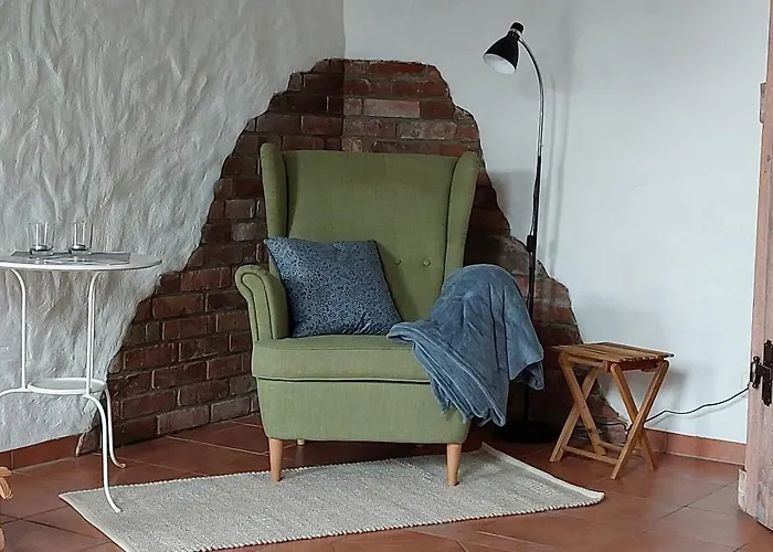 Auszeit Hof Narla דירה *